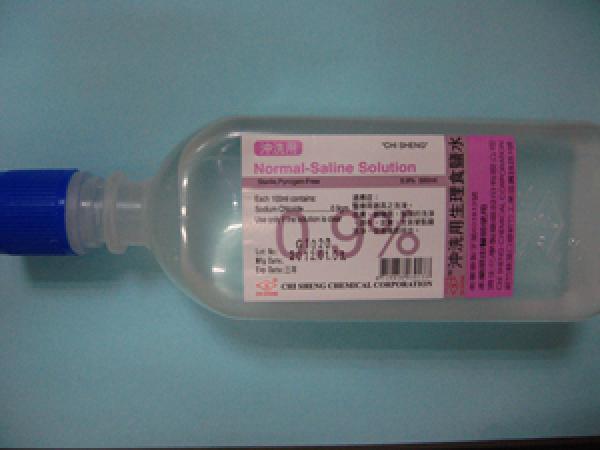 商品名:Normal Saline Solution<br>中文名:沖洗用生理食鹽水
